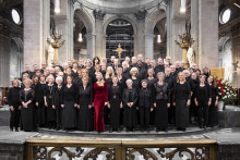 KölnChor mit Sopranistin Agnes Lipka (Foto: Christoph Seelbach)